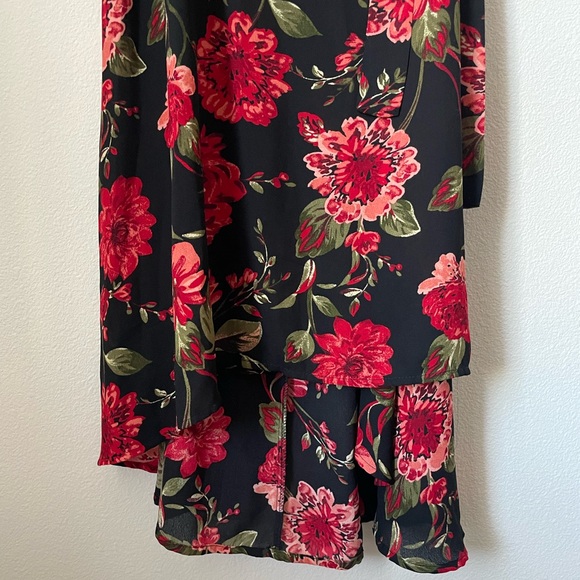 Forever 21 Contemporary Gorgeous Black & Red Floral Tie Wrap Dress Size Large - Picture 4 of 8